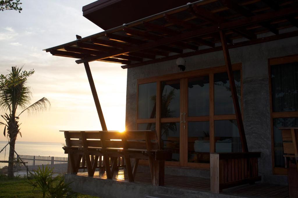 Phangan Palm Beach Resort&Restaurant Ko Pha Ngan Exterior foto